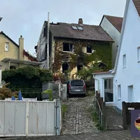 haus-aussen.jpg